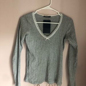 SOLD Rare NWT Brandy Melville grey lace bow top